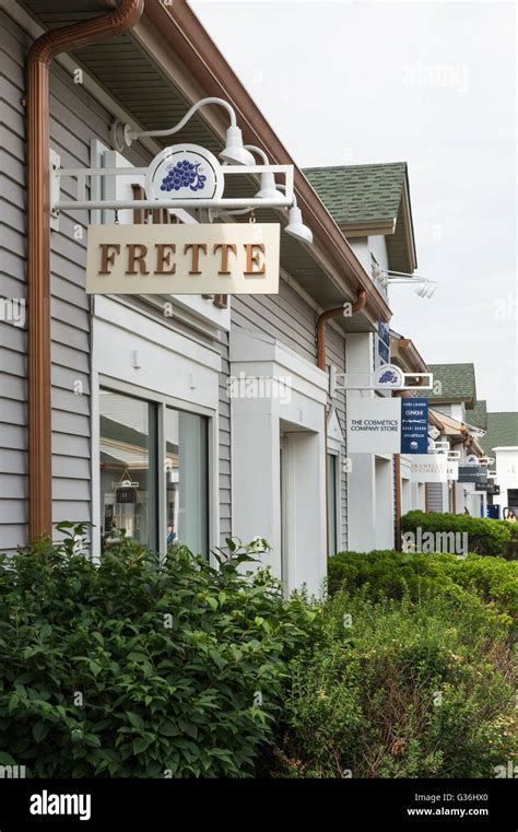 frette outlet woodbury commons.